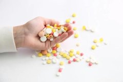 吃完布洛芬千万别碰5种食物，小心咖啡因/辛辣食物/生冷食物